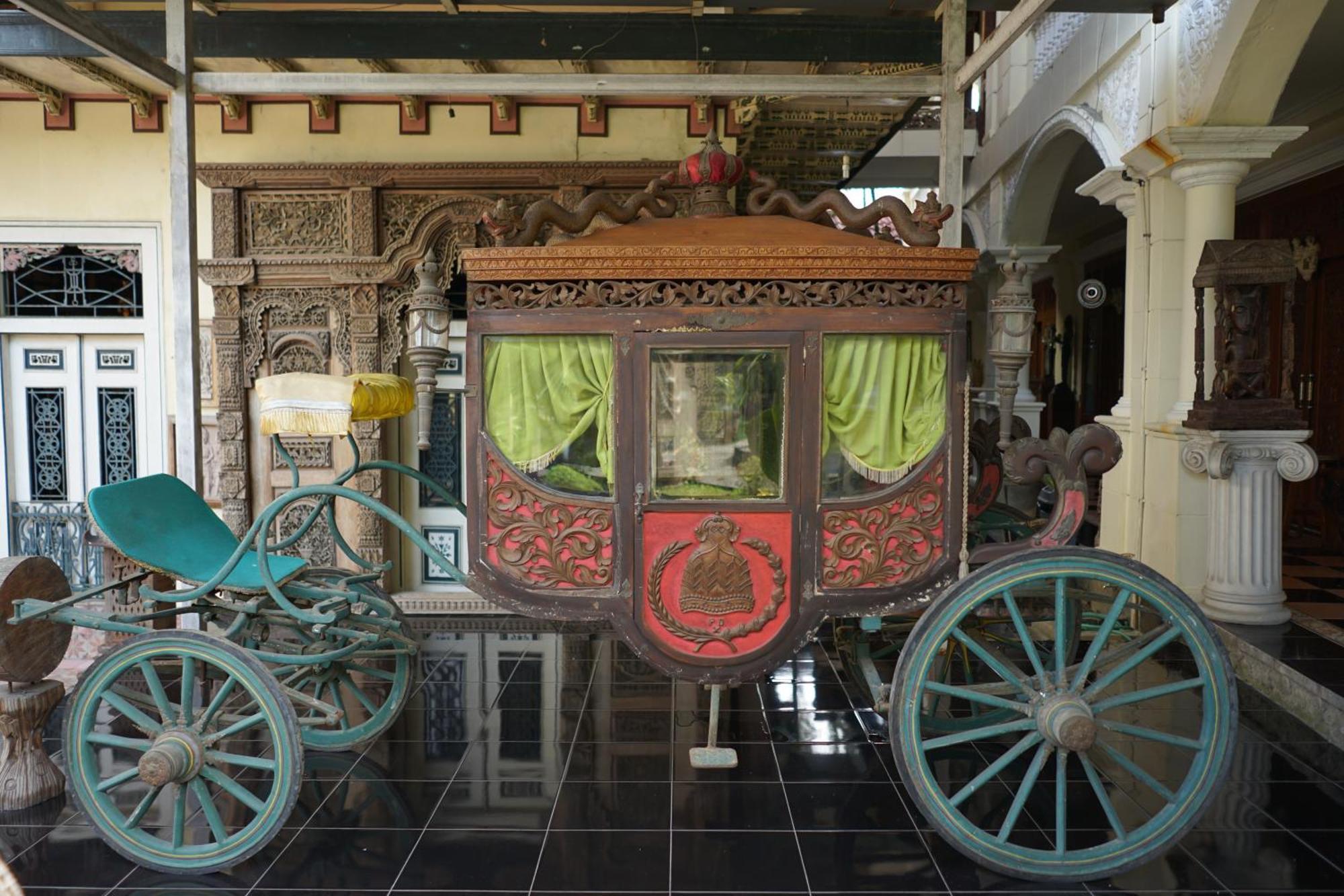 Rumah Pesik Art & Heritage Hotel Gondowulung Exterior photo
